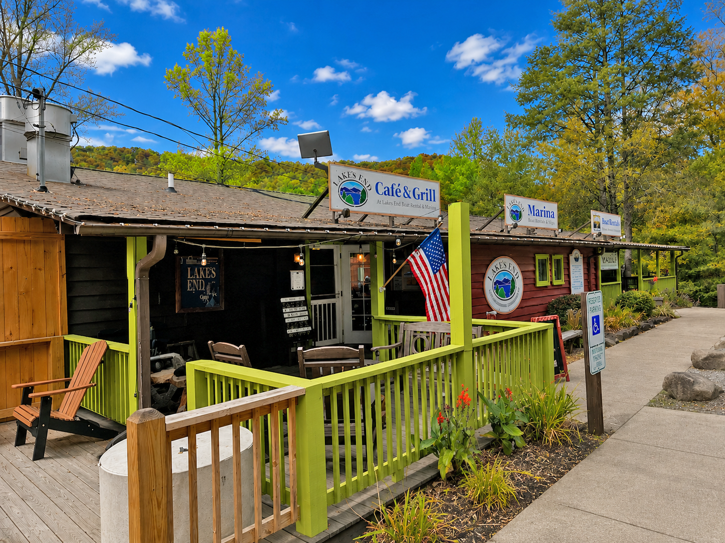 Lakes End Cafe Exterior.png
