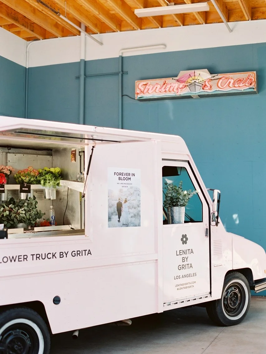 flower-truck-wedding12.jpg