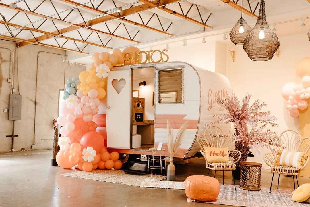 Gloria our Photo Booth Camper living her best life with this Coachella themed party! Created by @aandkstyling @gabysballoons_ @jay.alisabethphoto @alphalitorangecounty @secondspaceoc ⠀⠀⠀⠀⠀⠀⠀⠀⠀
.⠀⠀⠀⠀⠀⠀⠀⠀⠀
.⠀⠀⠀⠀⠀⠀⠀⠀⠀
.⠀⠀⠀⠀⠀⠀⠀⠀⠀
.⠀⠀⠀⠀⠀⠀⠀⠀⠀
.⠀⠀⠀⠀⠀⠀⠀⠀⠀
.#