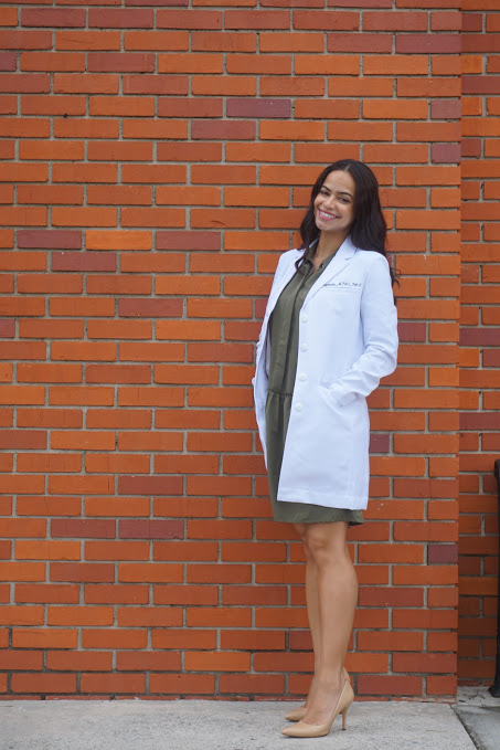 Medelita Rebecca Slim Fit Lab Coat, How Much Is A White Coat