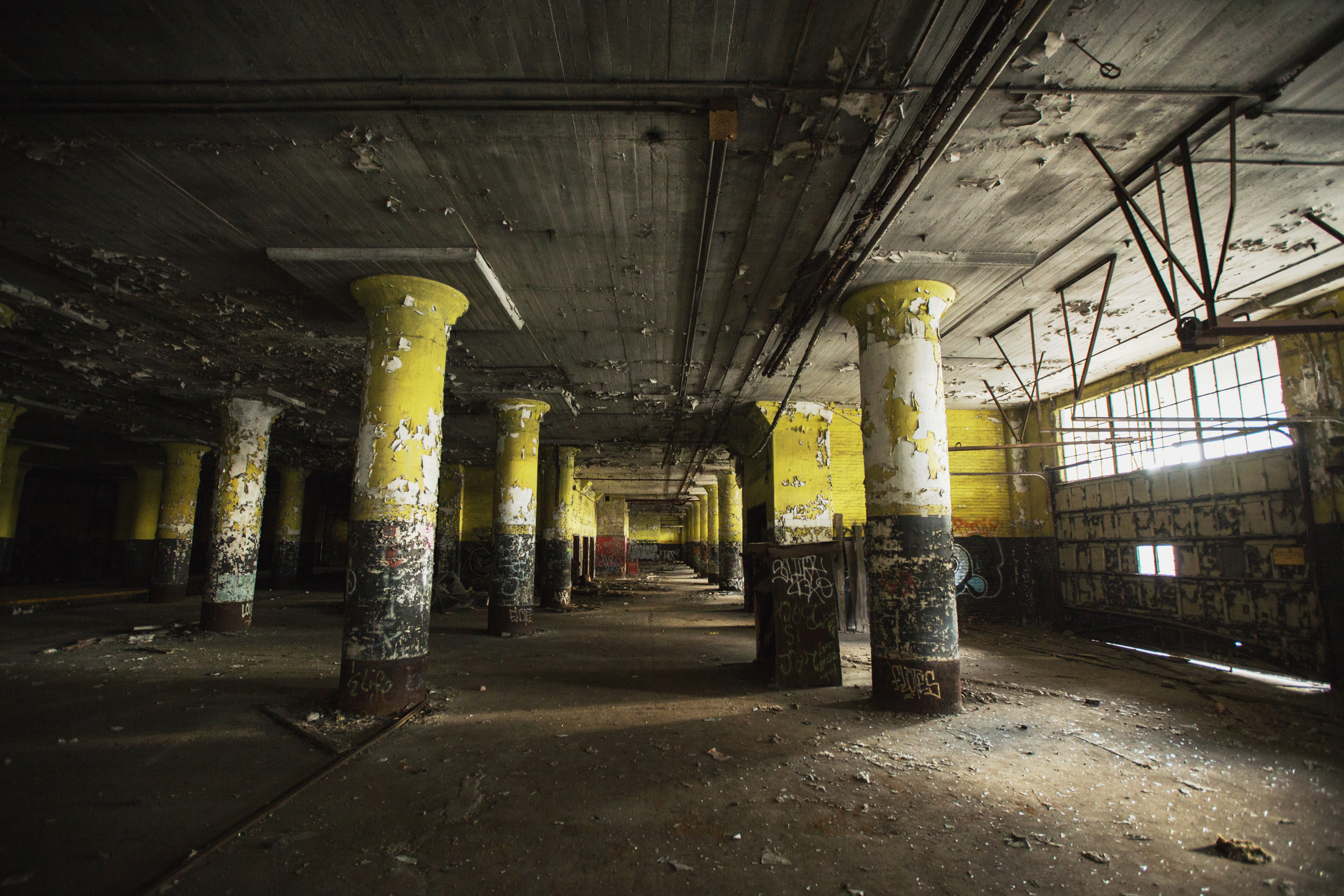 Detroit_Urban_Explore-4258-v2.jpg