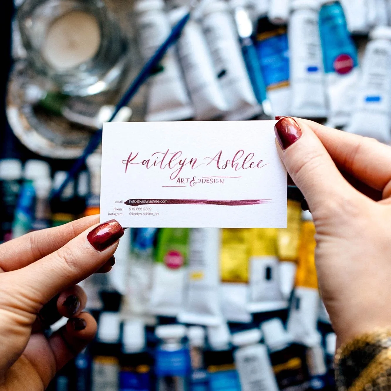 Final branding photos are here! 🤩 So excited to incorporate into my website and continue to share here on Instagram!

@morganasaadphoto 🎨📸 
.
.
.
.
.
.
.
.
.
.
.
.
.
.
#brandingphotoshoot #photography #homeoffice #artstudio #artist #bohovibe #stud