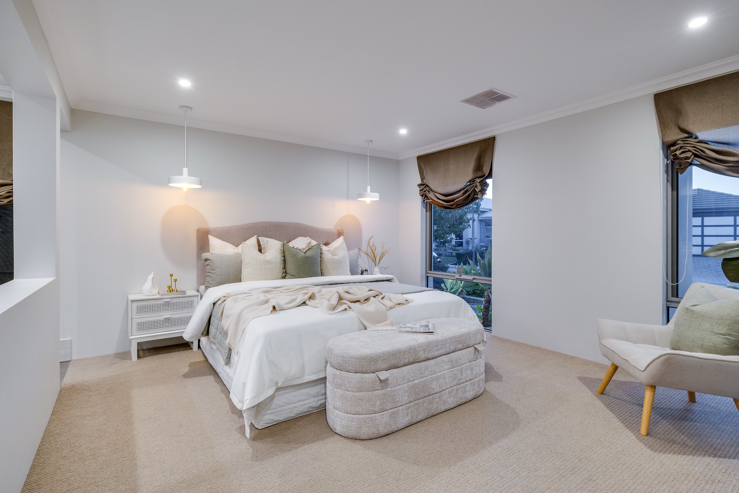673808_58 Jennapullin Cres-54.JPG