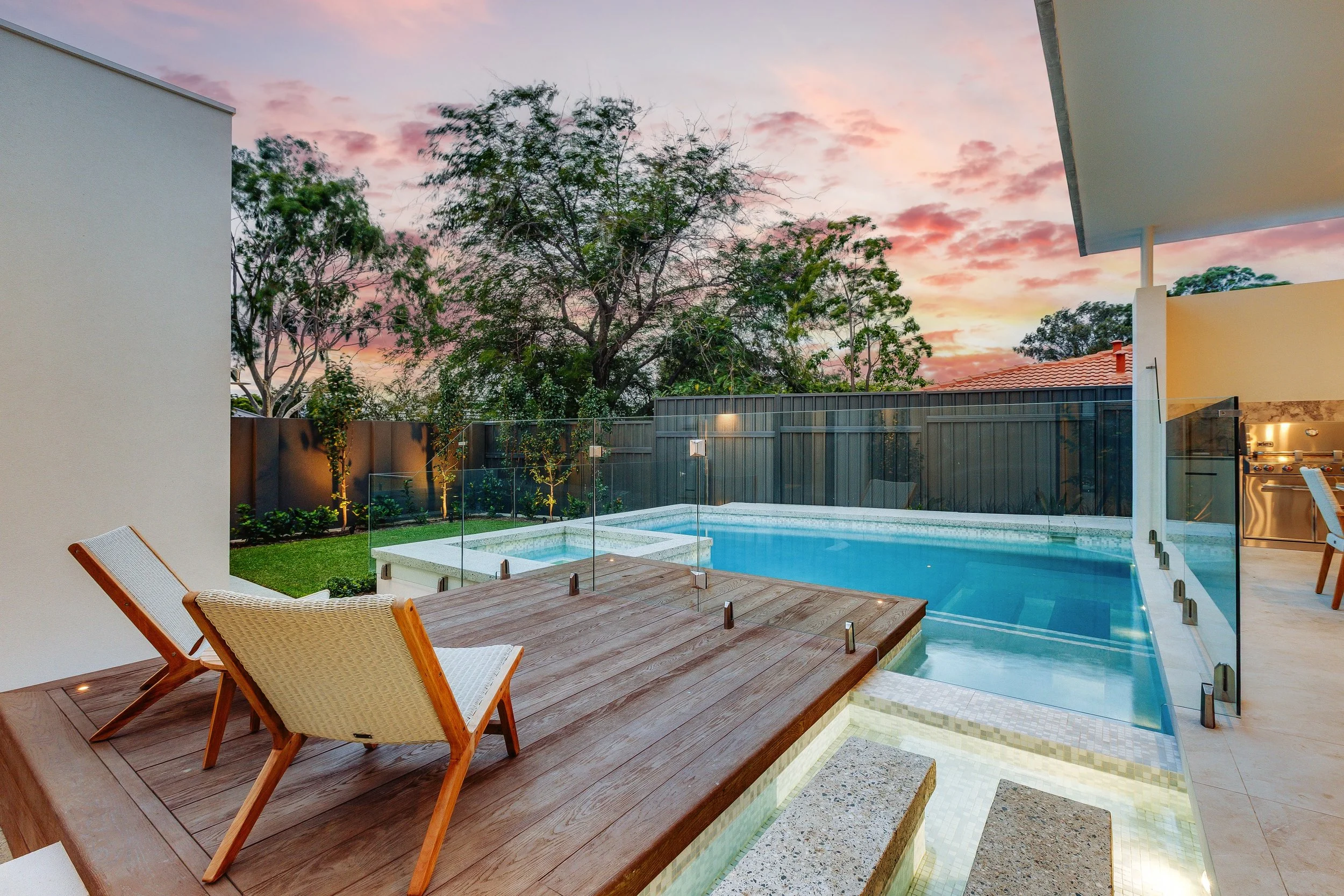 802125_2b Myera Street？Swanbourne-1990.JPG