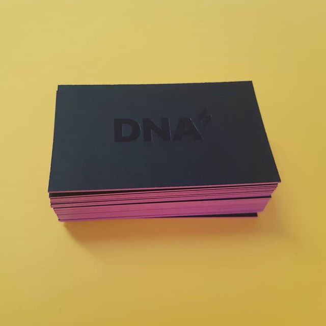 What a stunning day in Wellington today 🌞. Talking of stunning check out these business cards by DNA. We are loving the black foil and edge colour 😍. #valleyprint 
#valleyprintnz 
#valleyprinting 
#blackfoil 
#edgecolour
#digitalprinting 
#business