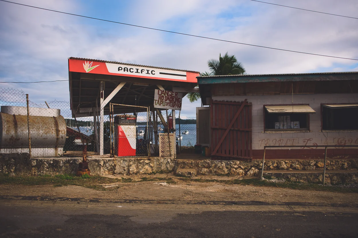 KateBensen-Tonga2016-SMALL-1484.jpg