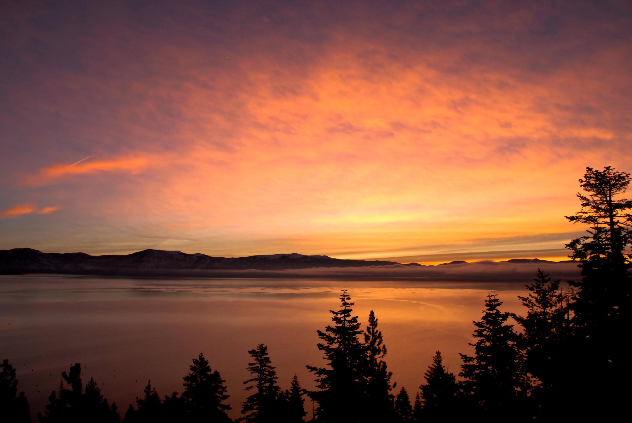 Lake Tahoe sunset from Ridge.jpg