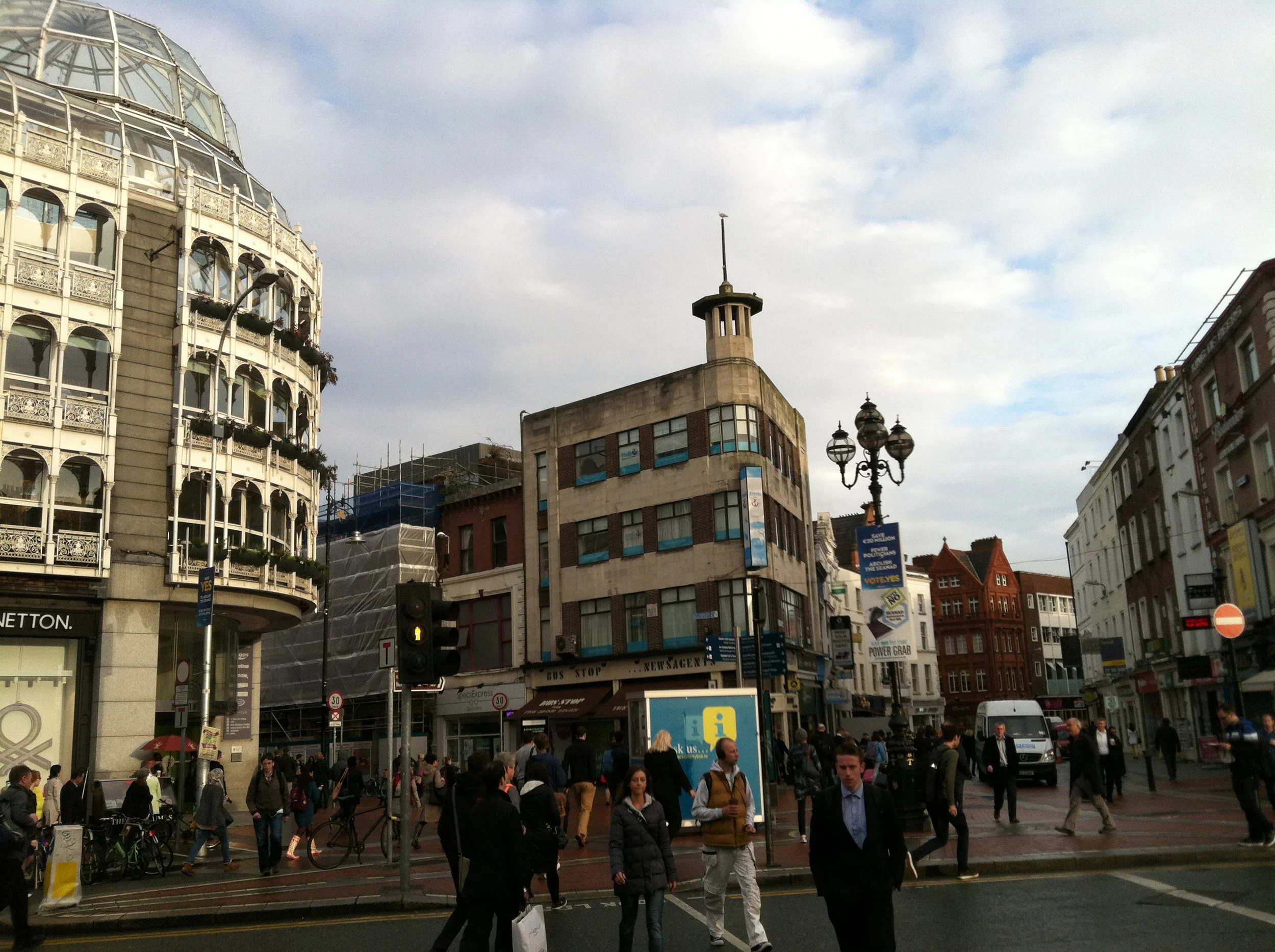 Dublin_morning_from_bridge-3.jpg