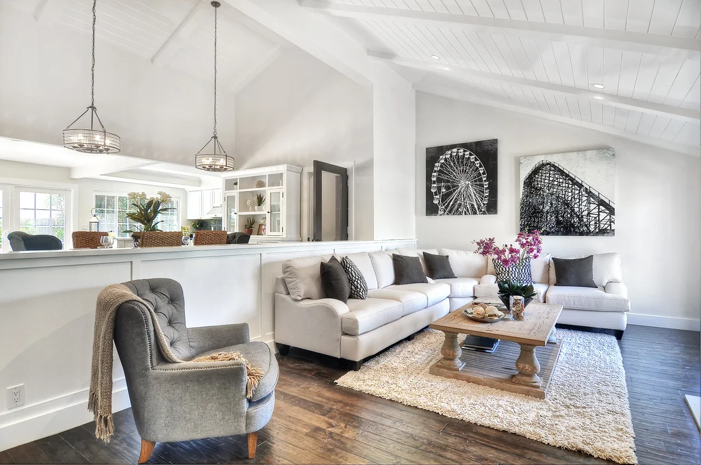 Colleen-Torres_Interior-Design-Concepts_ Port-Albans-009.jpg