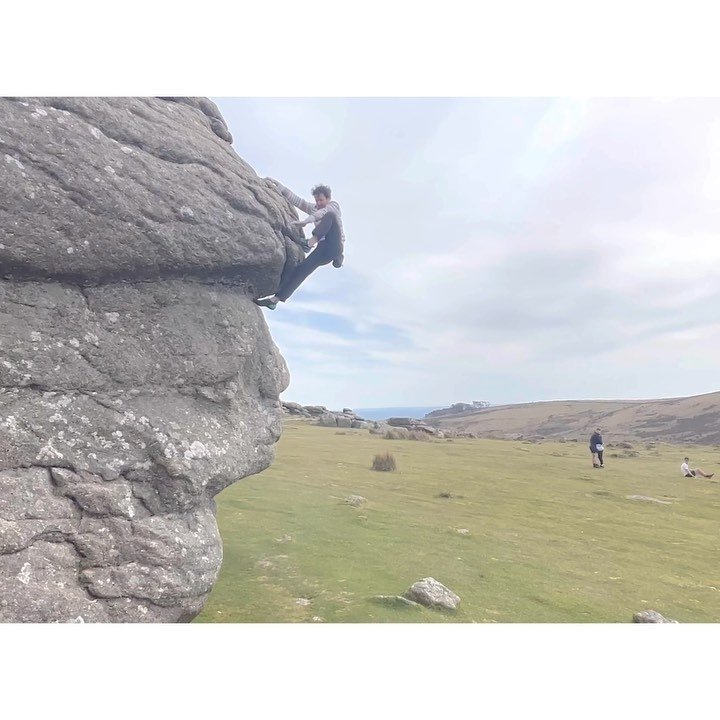 Geddon then Devon climbers, got a good one for ya: 
The HayTor area E Point Challenge. 

Here's my route and list: 
Saddle Tor: Mezzotinter (1), Bjorn Again (2); Myrtle Quarry: Legend of Pip (2), Myrtle Turtle (3) (Probably shan't do this one again. 
