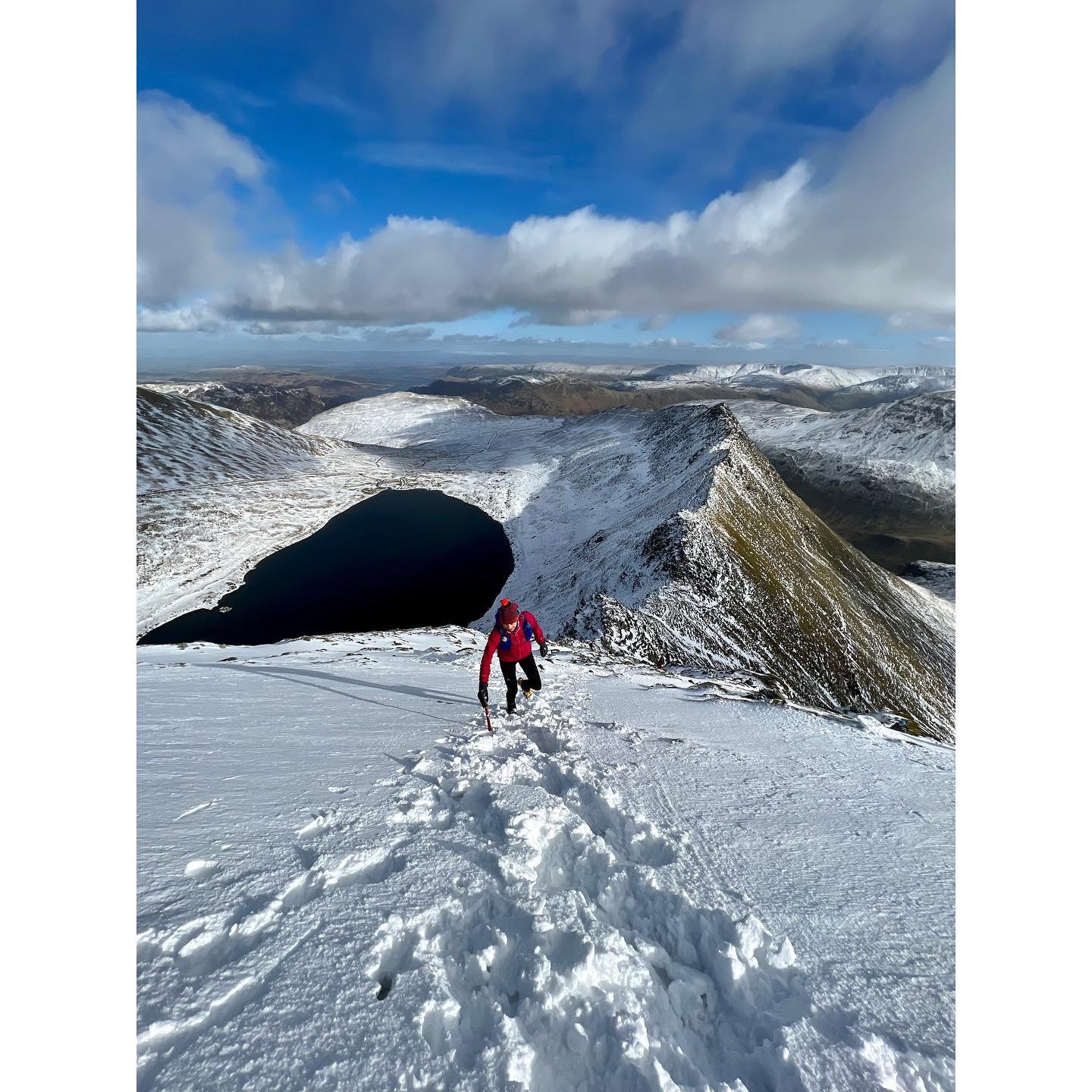 &lsquo;Feb-you-ary made me shiver&rsquo; 🎵

#winterclimbing #mountains #mountainviews #scotlandhighlands #lakedistrict #mountaineering #alpinism