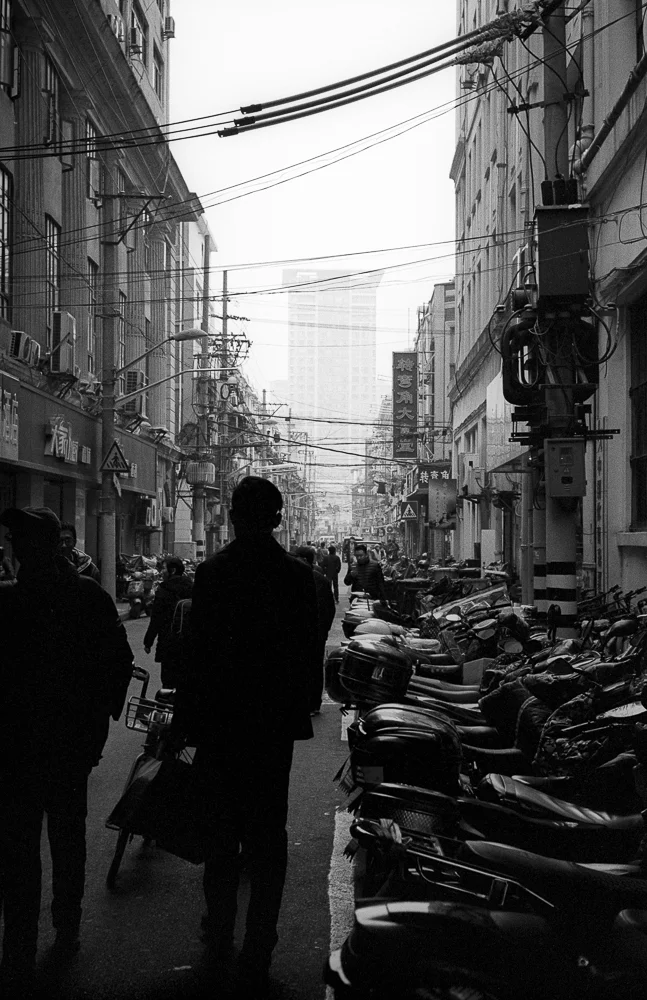 Street Silhouettes, Leica M6TTL and HP5 Plus film