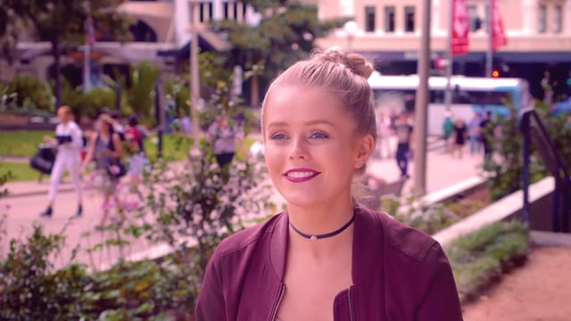 The Disney Channel - The Style Edit - Braid Bar