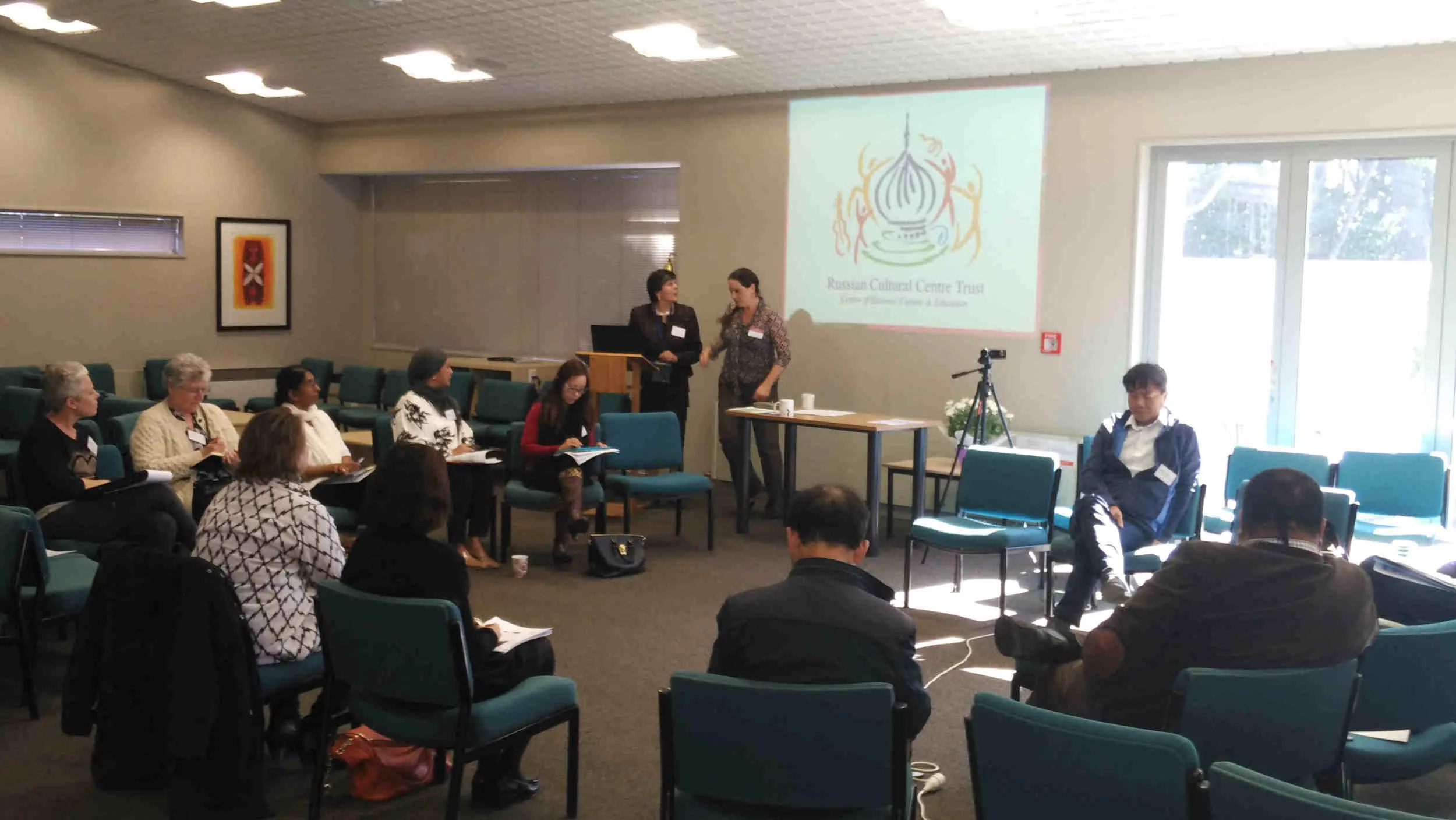 Rooting for a multilingual, multicultural New Zealand: CLANZ & TESOLANZ