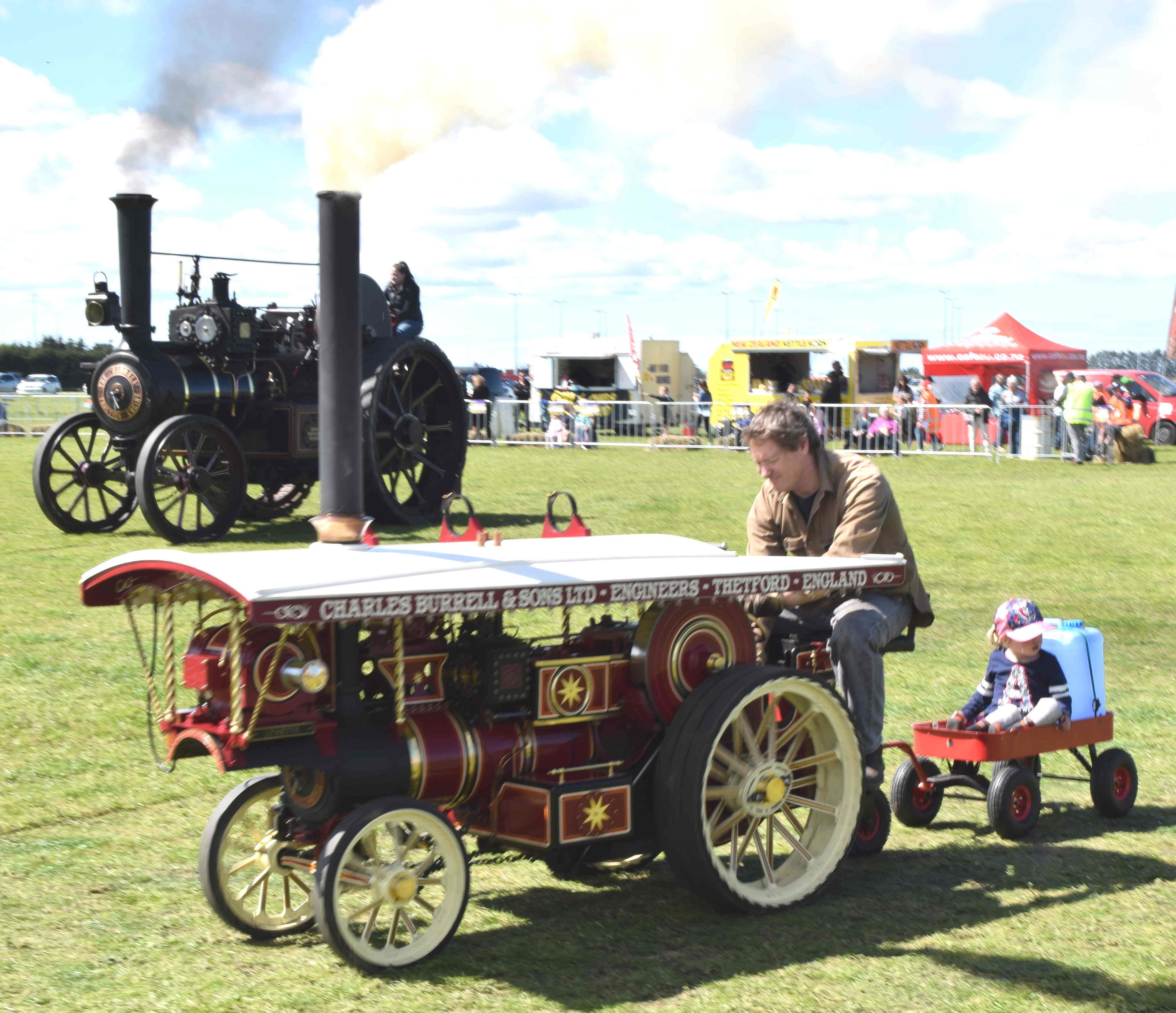  Traction engines at Rolleston 150th Ring attracted huge interest 