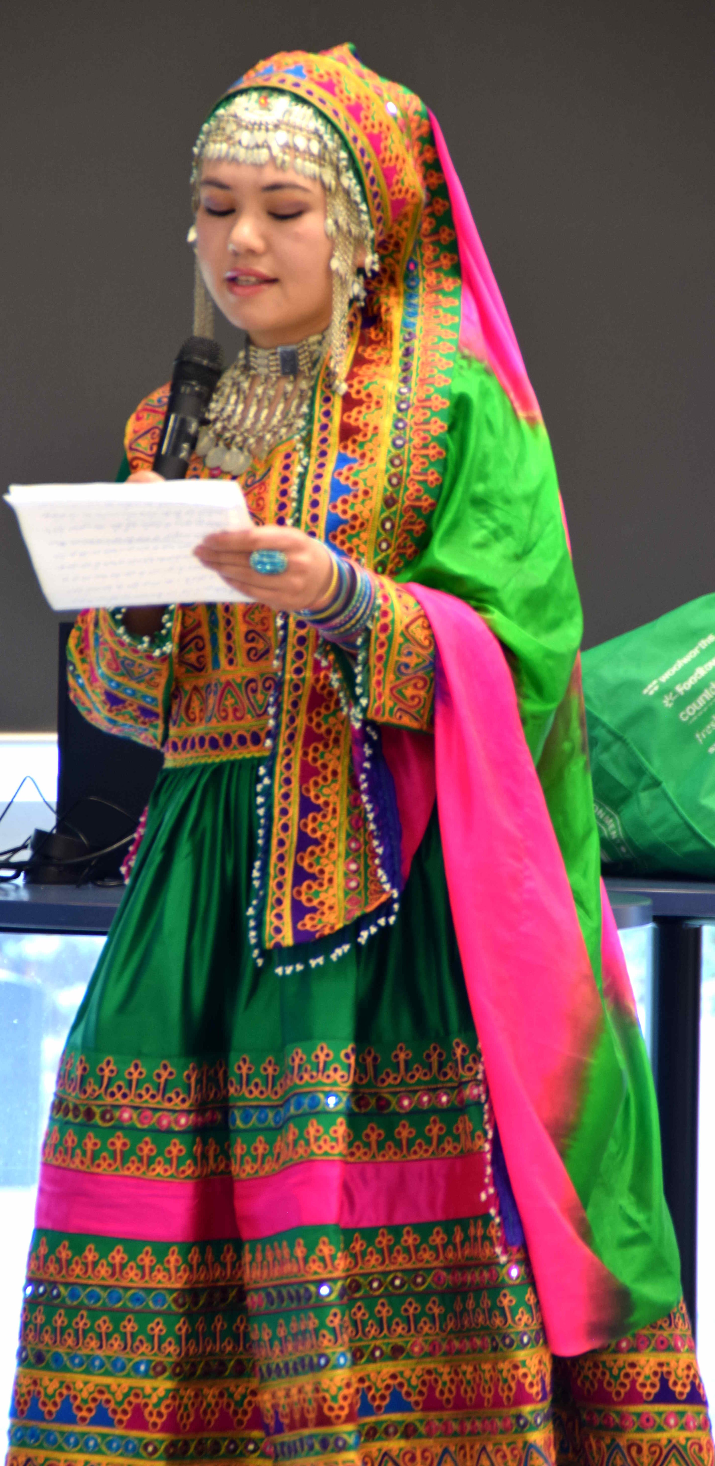  Maryam from Afghanistan addressing the gathering in Pashto, the South-Central Asian language of the Pashtuns 