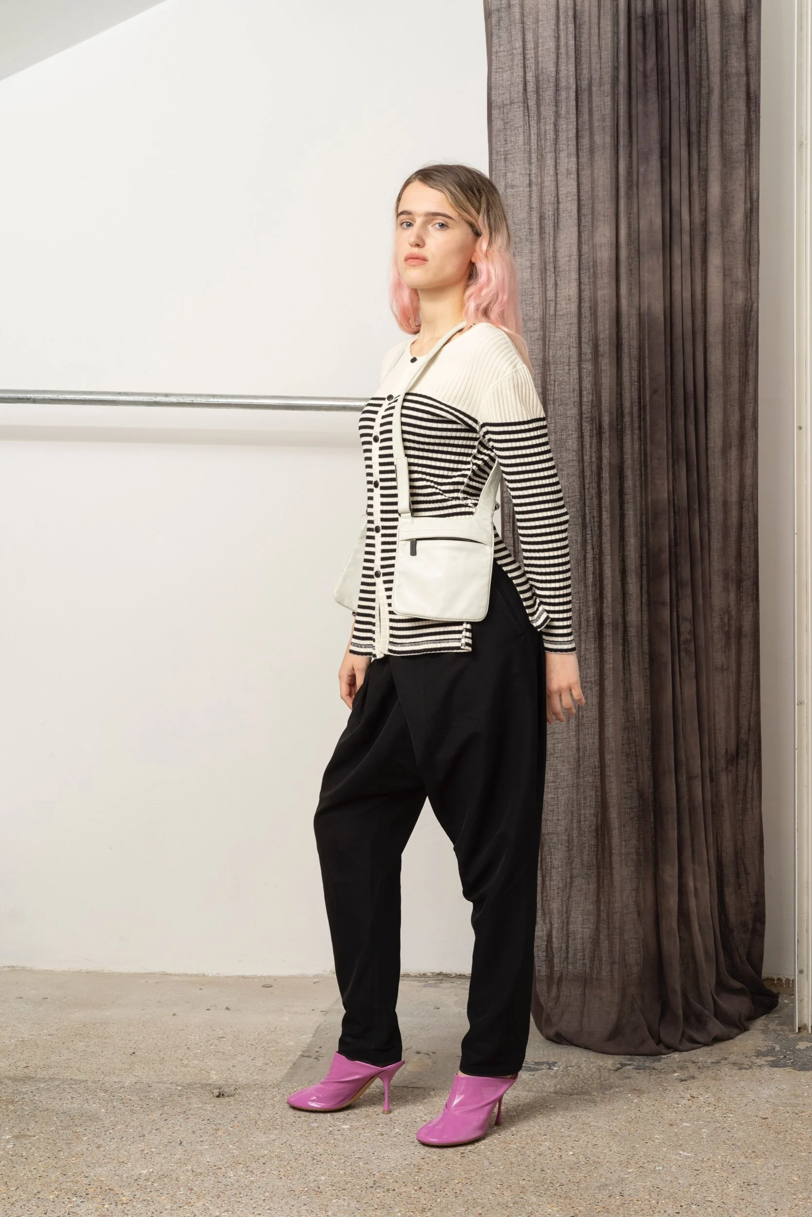 B1956CE3-AFC3-43DF-85B5-C382CBD9C548