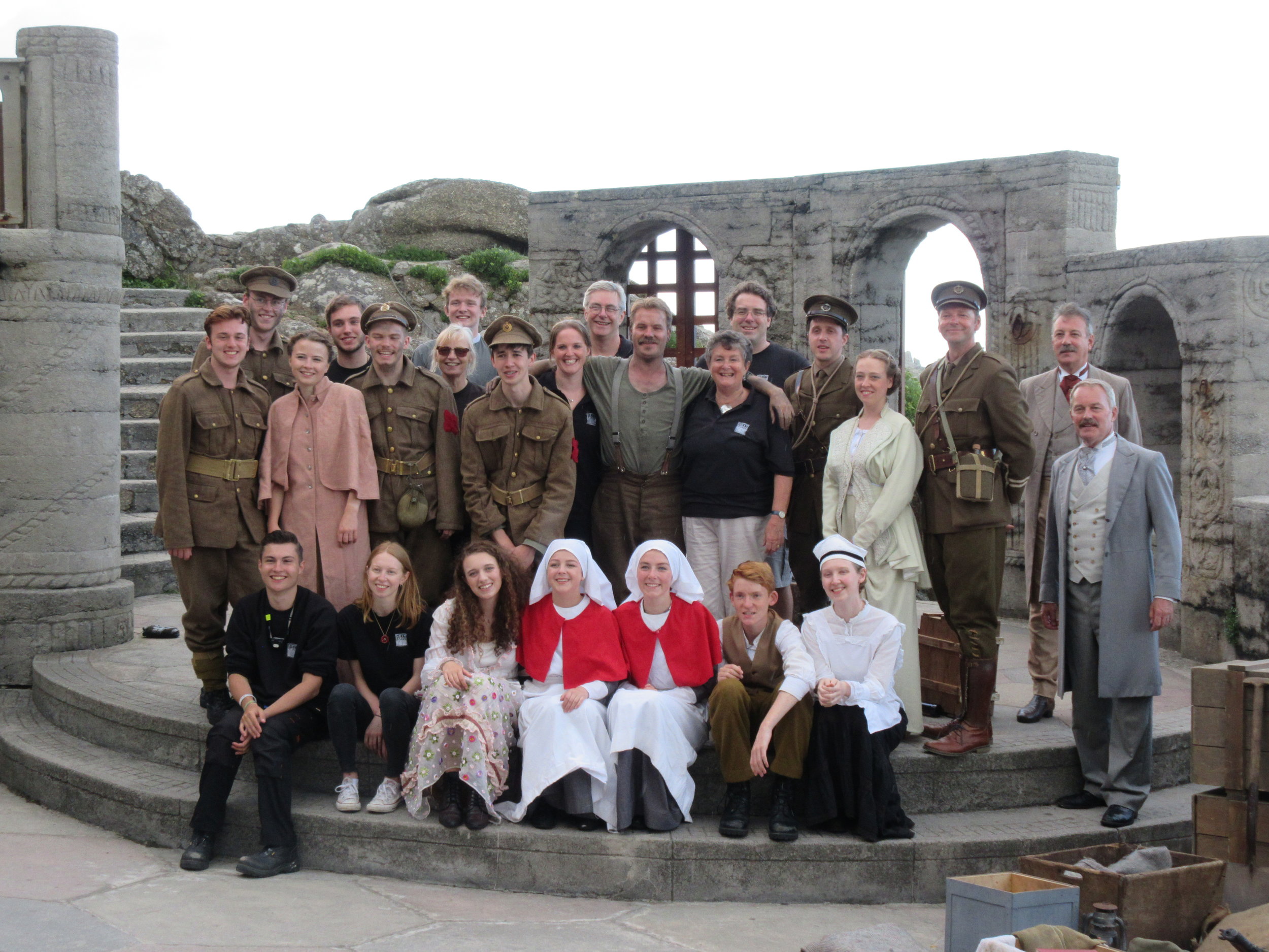 The cast and crew of Birdsong (2017)