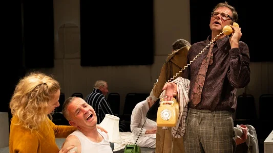 Bedroom Farce-34.jpg