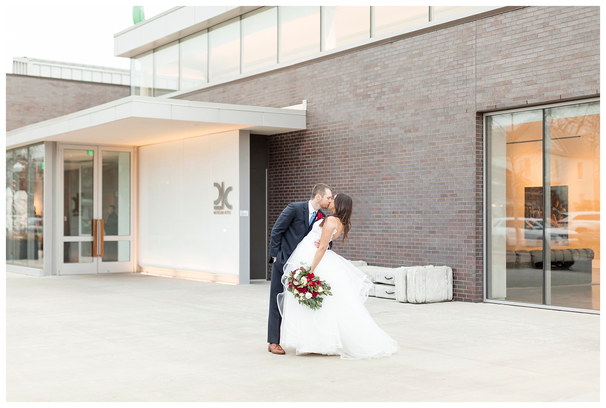 PhotoLoveEC33.jpg