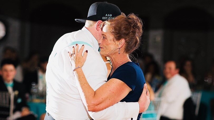 Happy Birthday Mom! I hope today you know how much you are loved! Thank you for always being there and taking care of me. I love you mom!
&bull;
&bull;
&bull;
#happybirthday
#mothersondance
#cruiseship