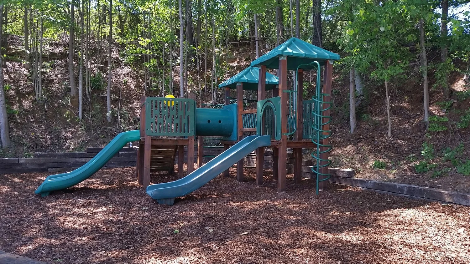 Kreekview Apartments — Farris Properties Birmingham's best neighborhoods apartments and