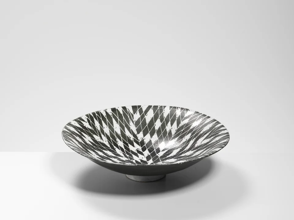 Bowl, 1980