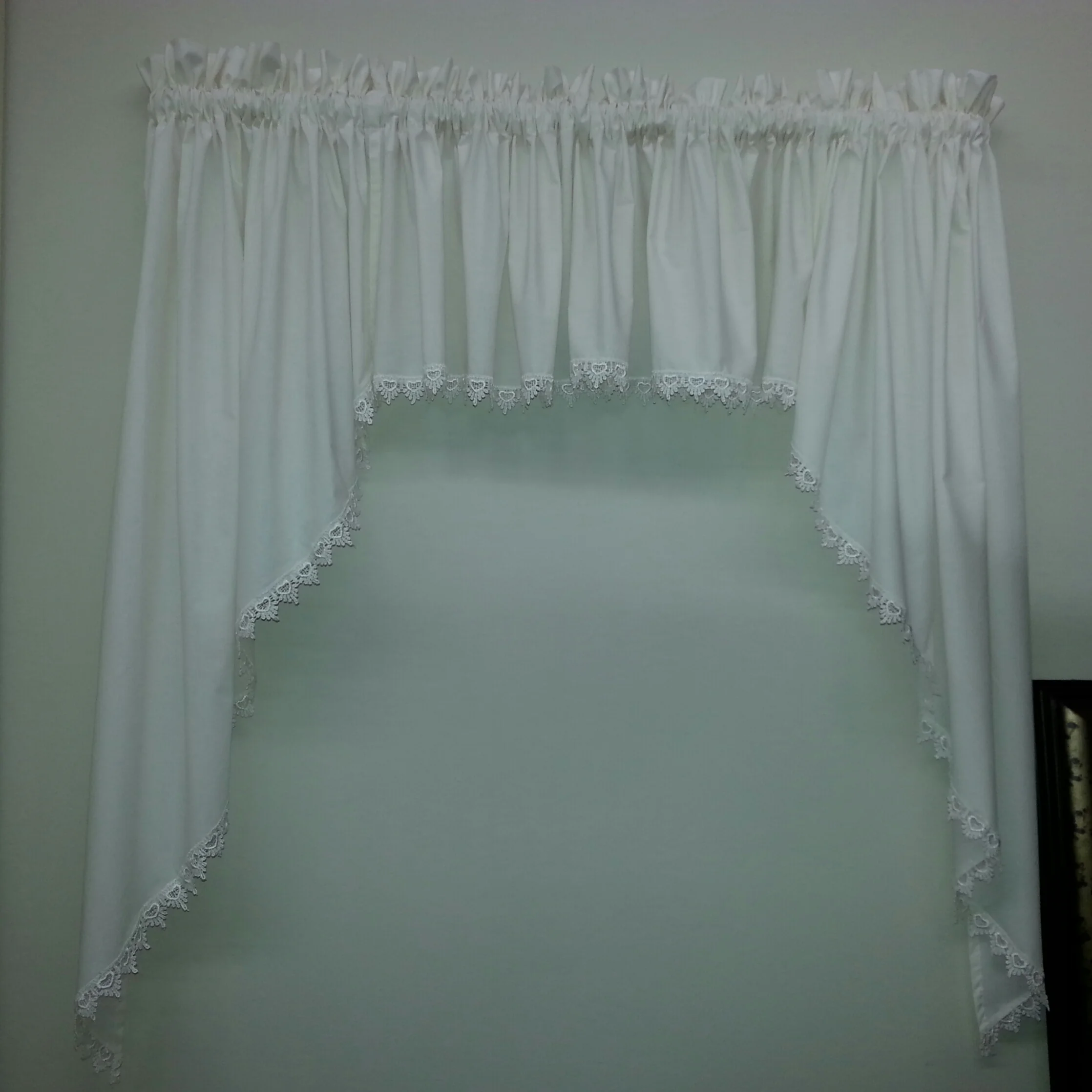 White Lace Edged Swag