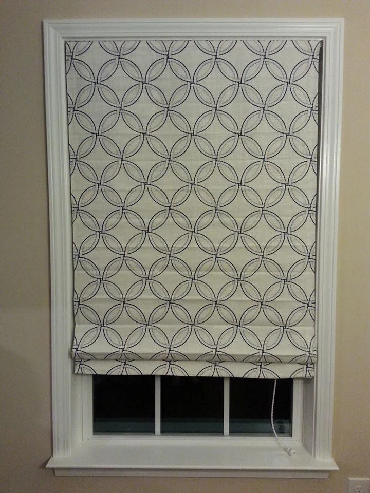 Roman Shade- Navy and White