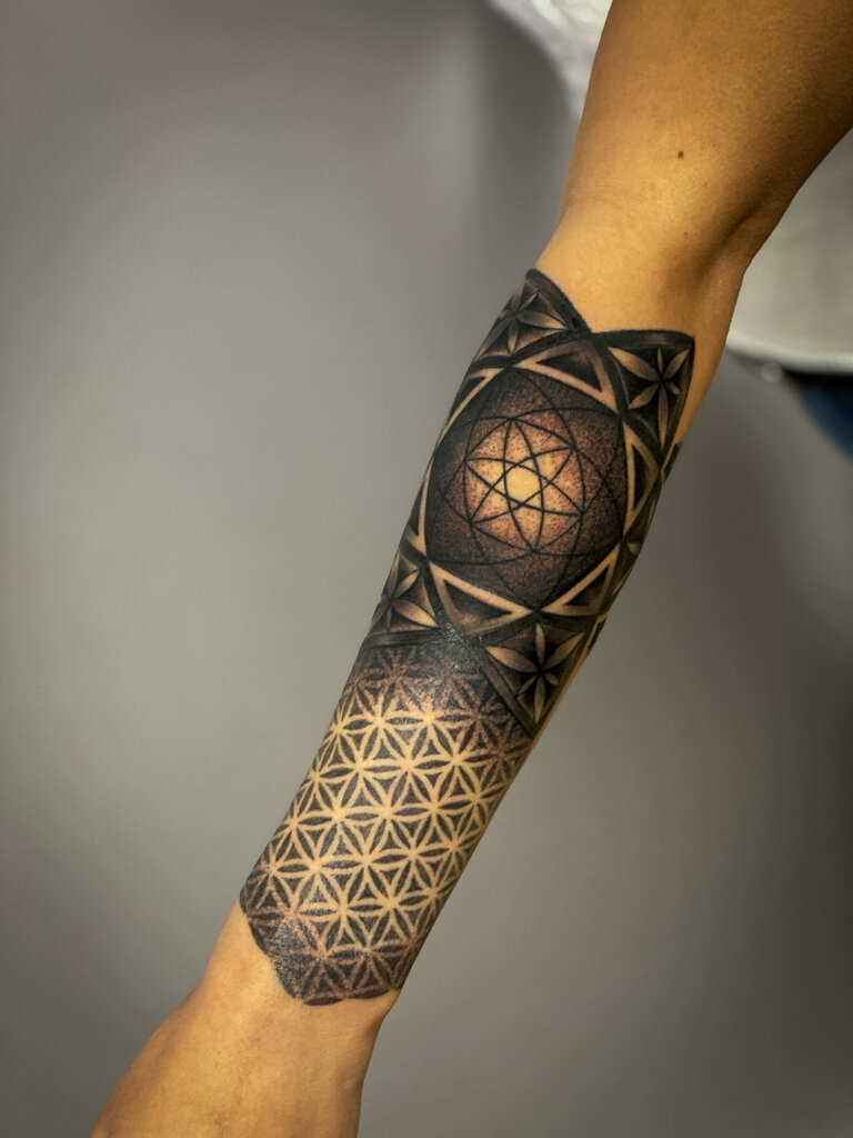 Atom Tattoo 1