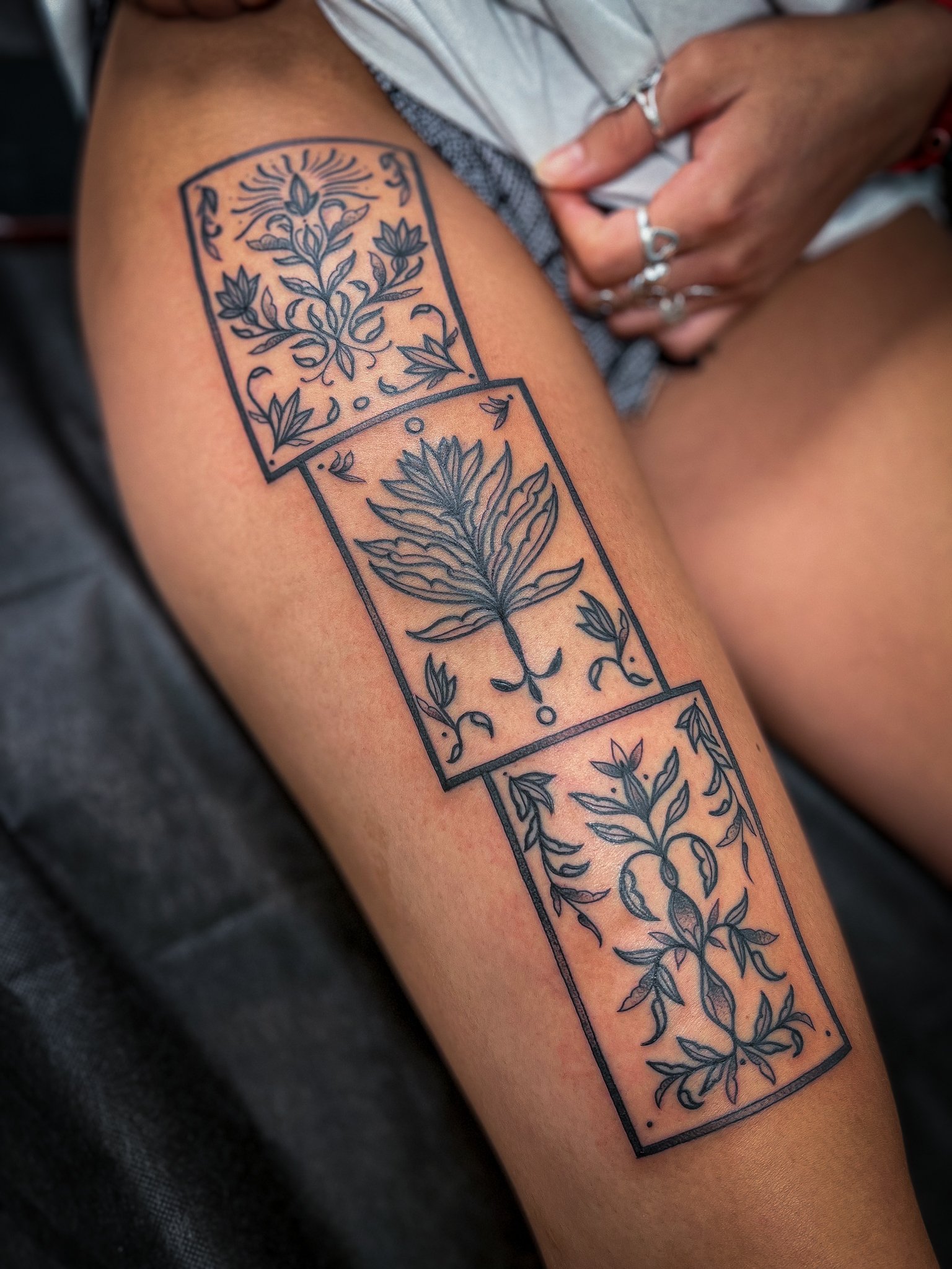 Blackwork Floral Lineart Tattoo 1