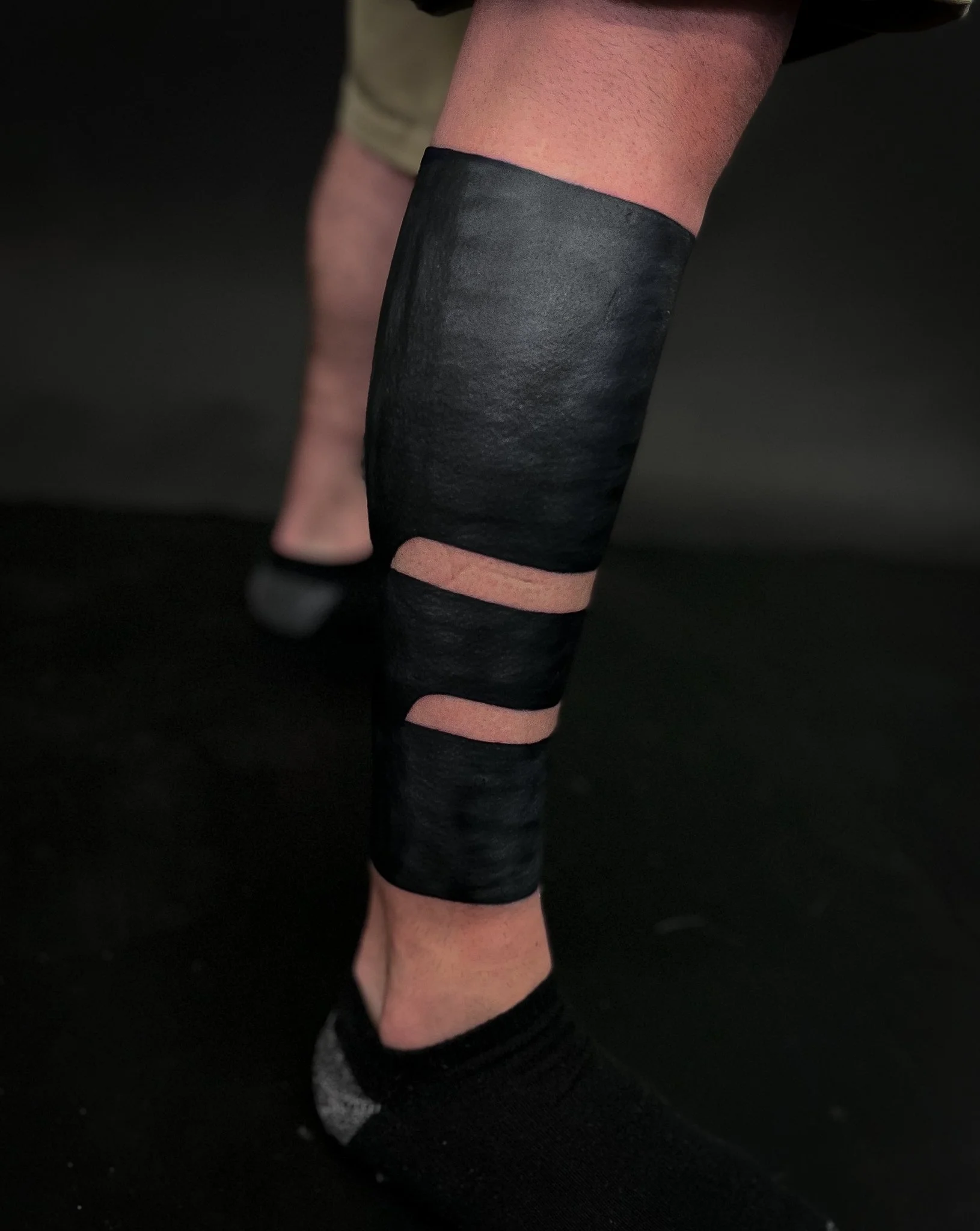 Leg Blackout-2.jpg