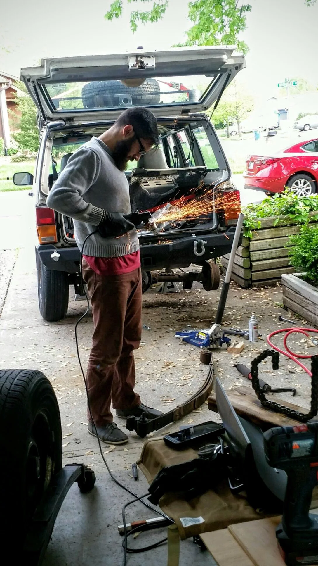 The rear Shock's had bar pins, and I planned on installing bar pin eleiminators to remove the upper shock bolt design that Jeep put into the Cherokees.