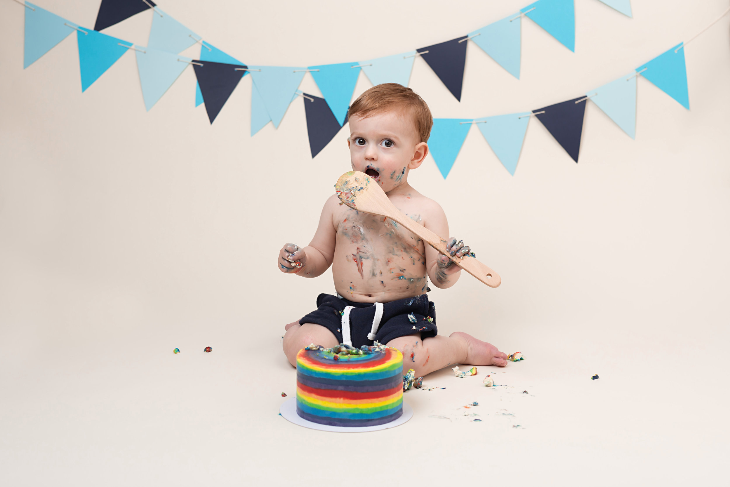 Cake smash and splash sessions in Wellington, Taunton, Bridgwater..jpg