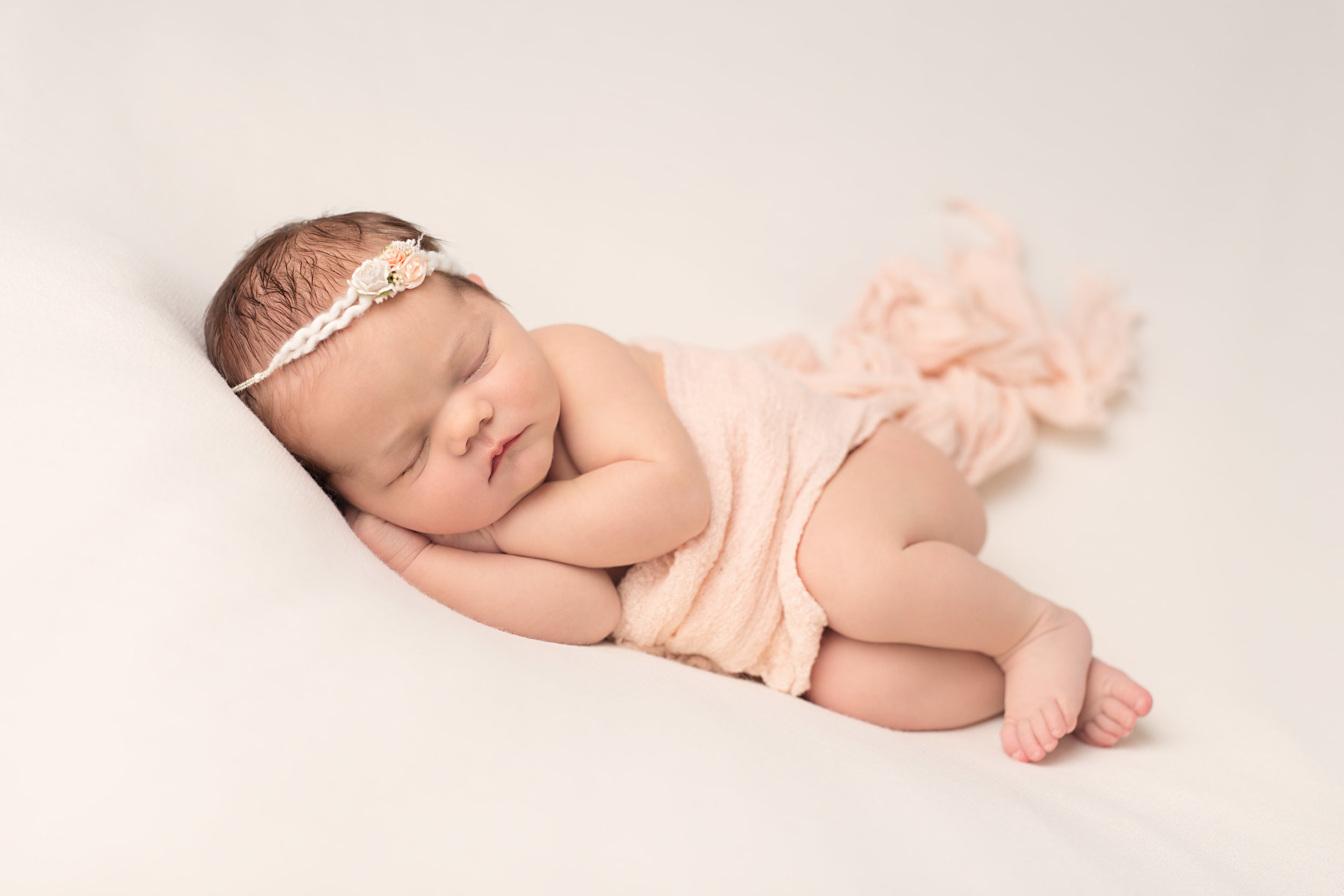 Newborn photographer - Karen Kimmins - Wellington, Taunton. .jpg