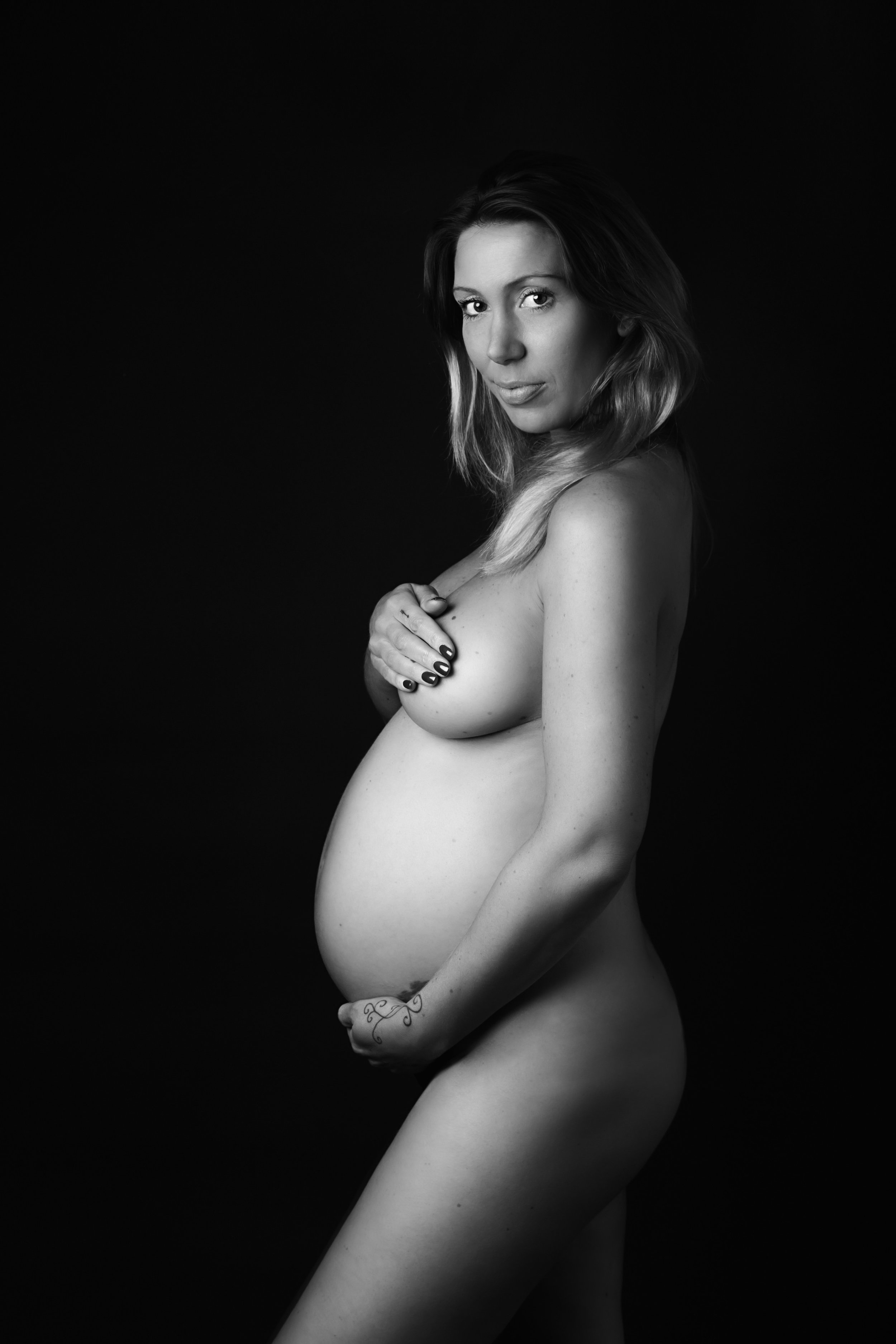 Nude Pregnancy Pictures