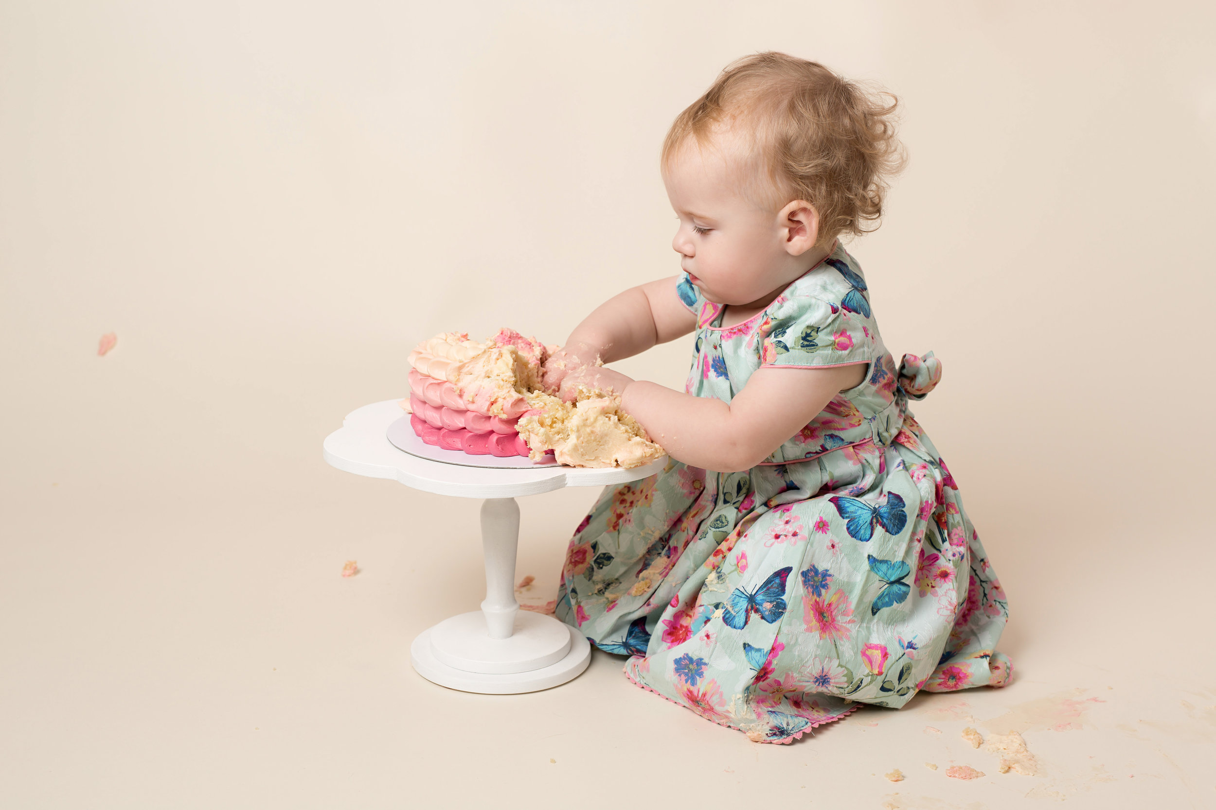 Karen Kimmins Photography - cake smash and splash sessions, Somerset..jpg