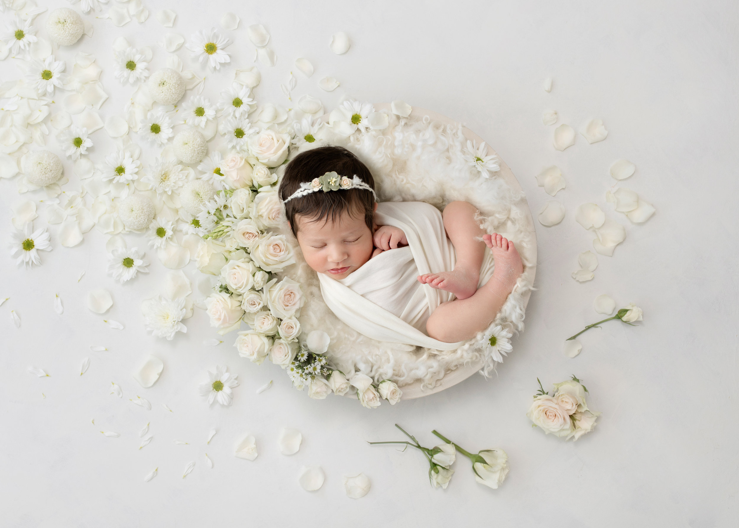 Karen Kimmins newborn photography specialist..jpg
