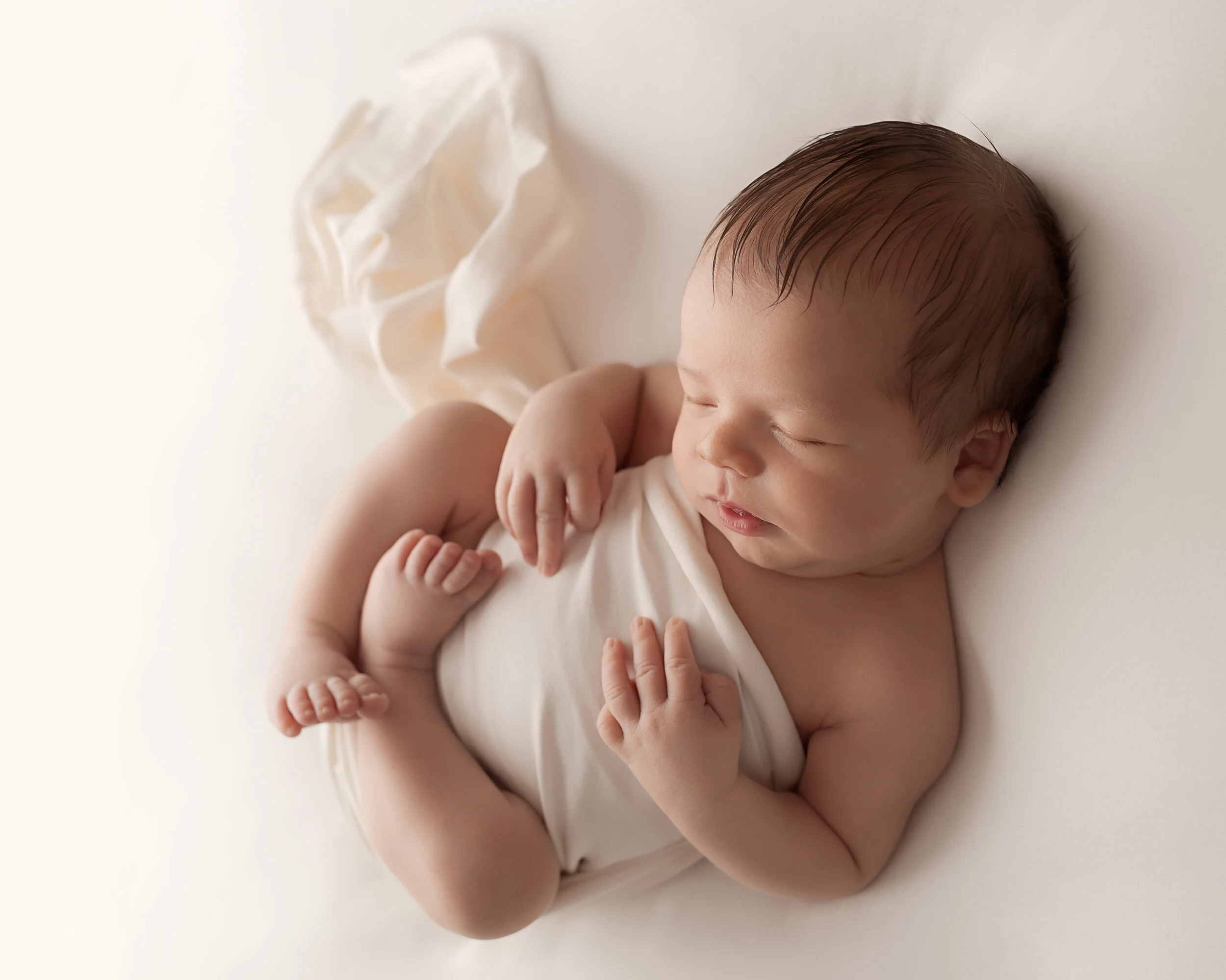 Newborn and baby photographer. Somerset. Devon. .jpg