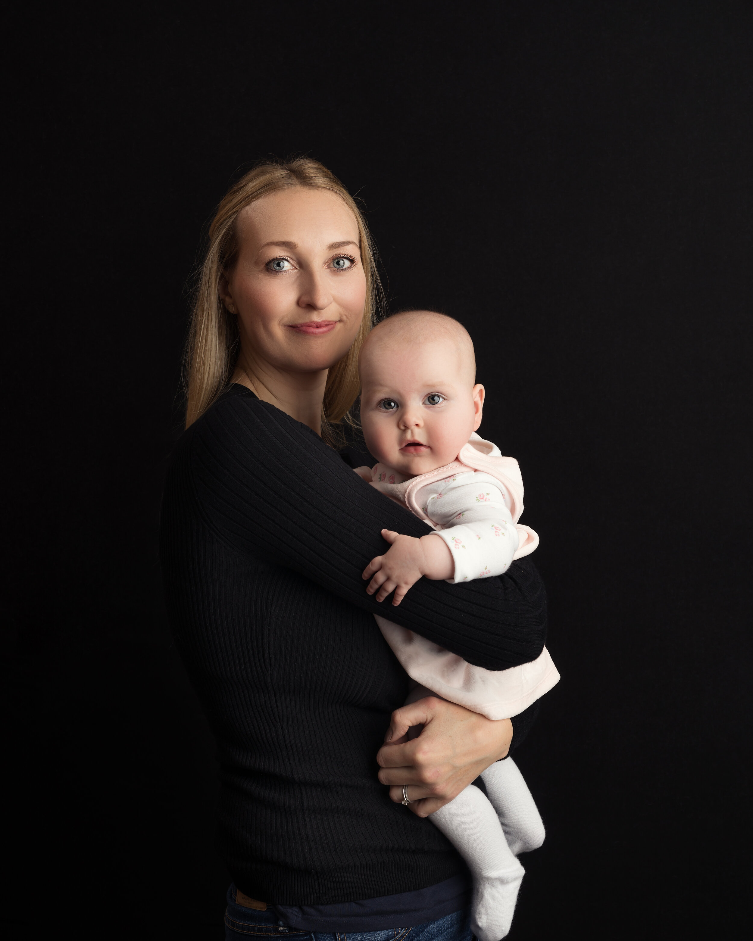 Baby photographer- Taunton, Wellington, Tiverton, Chard, Honiton, Exeter..jpg