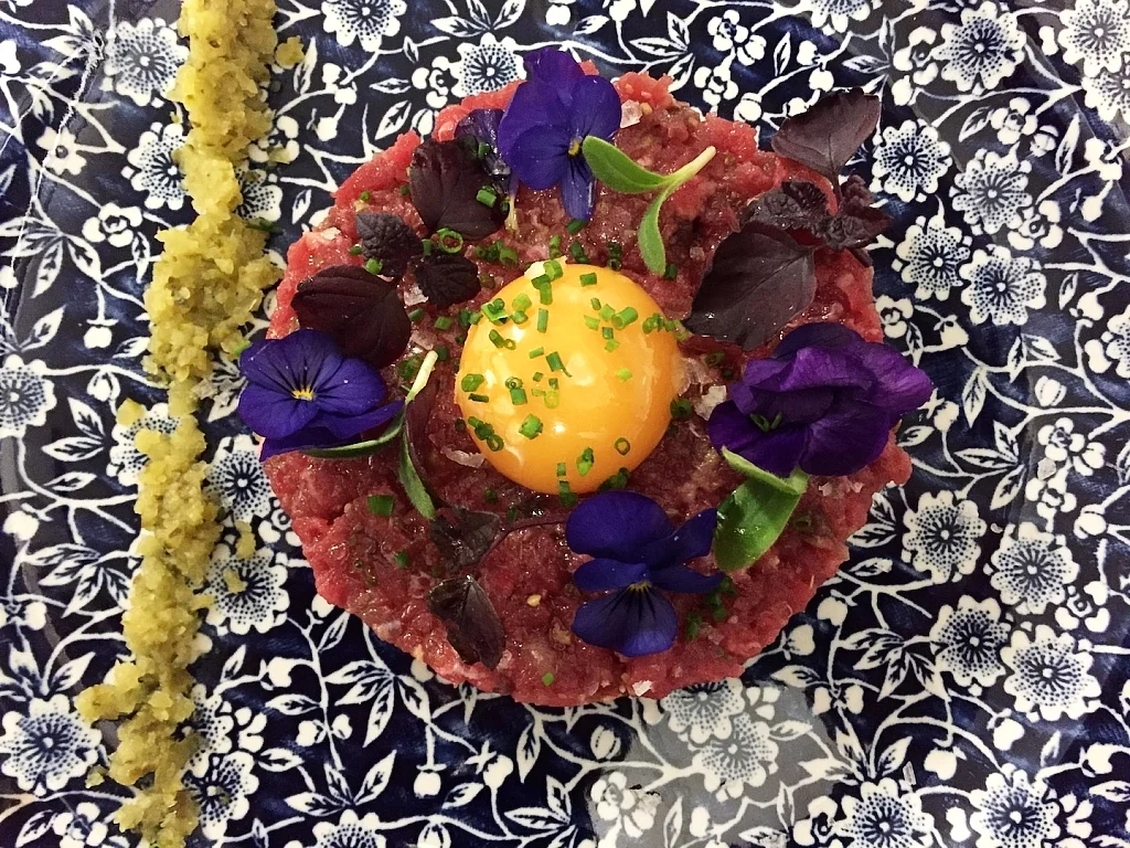 STEAK TARTAR