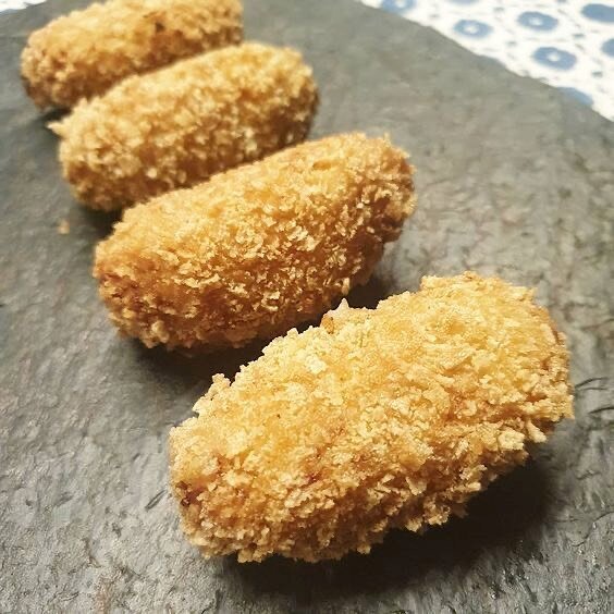 #croquetasdecal&ccedil;ots para animar este viernes gris... #yoapoyoalahosteleria 💪