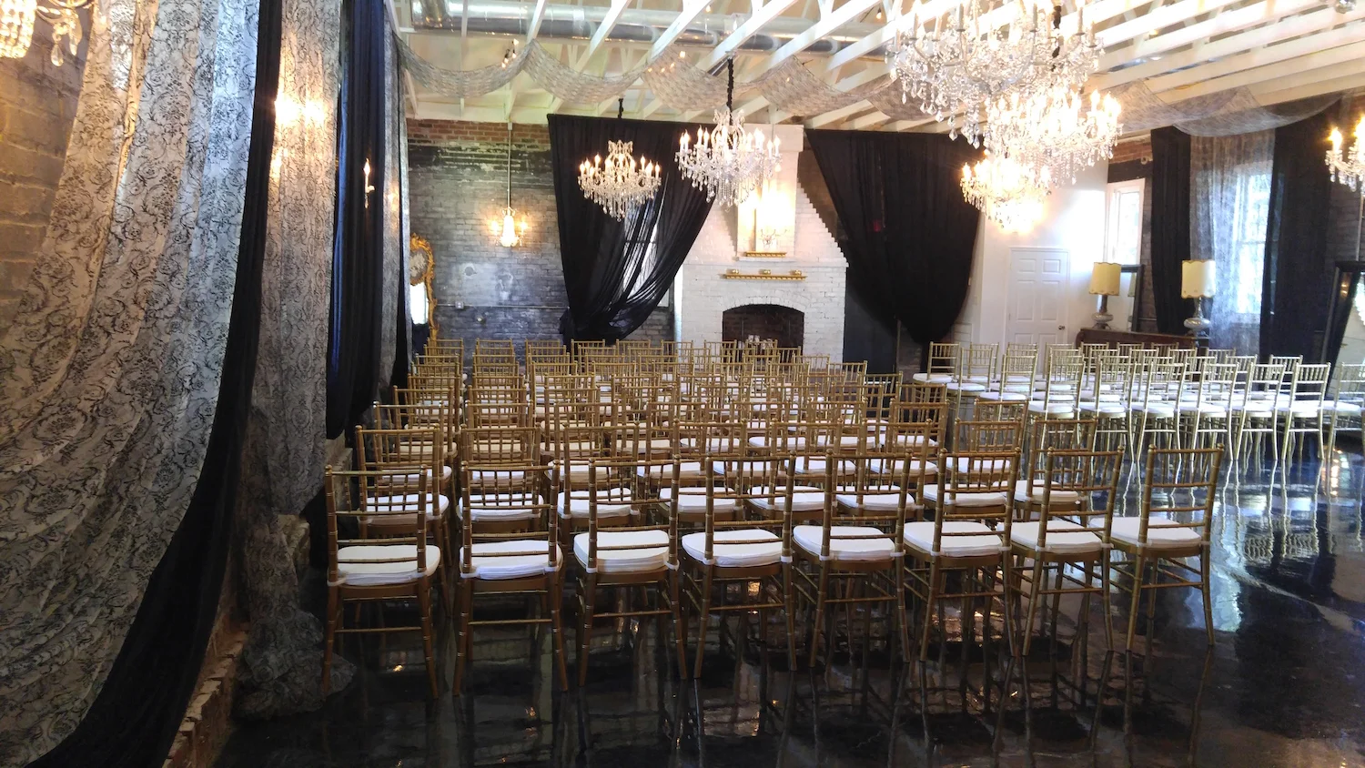 Remove the chairs and this space becomes magical. 