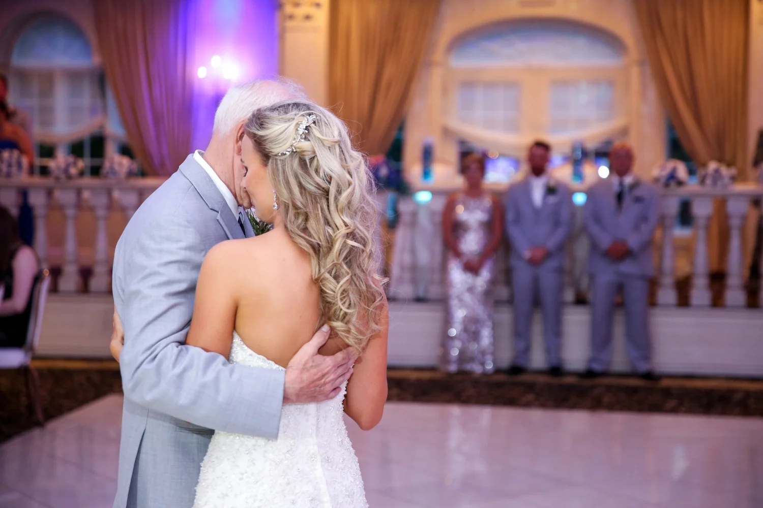 I love this picture of Shannon and her dad. I wonder what they were thinking. 