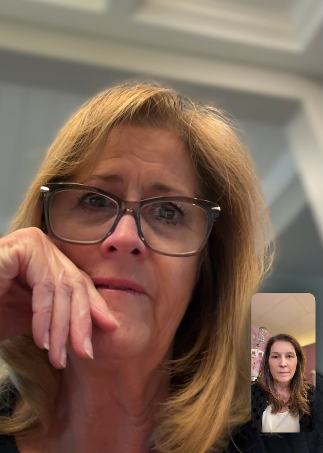 Marie Hunt of Headpiece.com meeting with a client during a virtual consultation.
