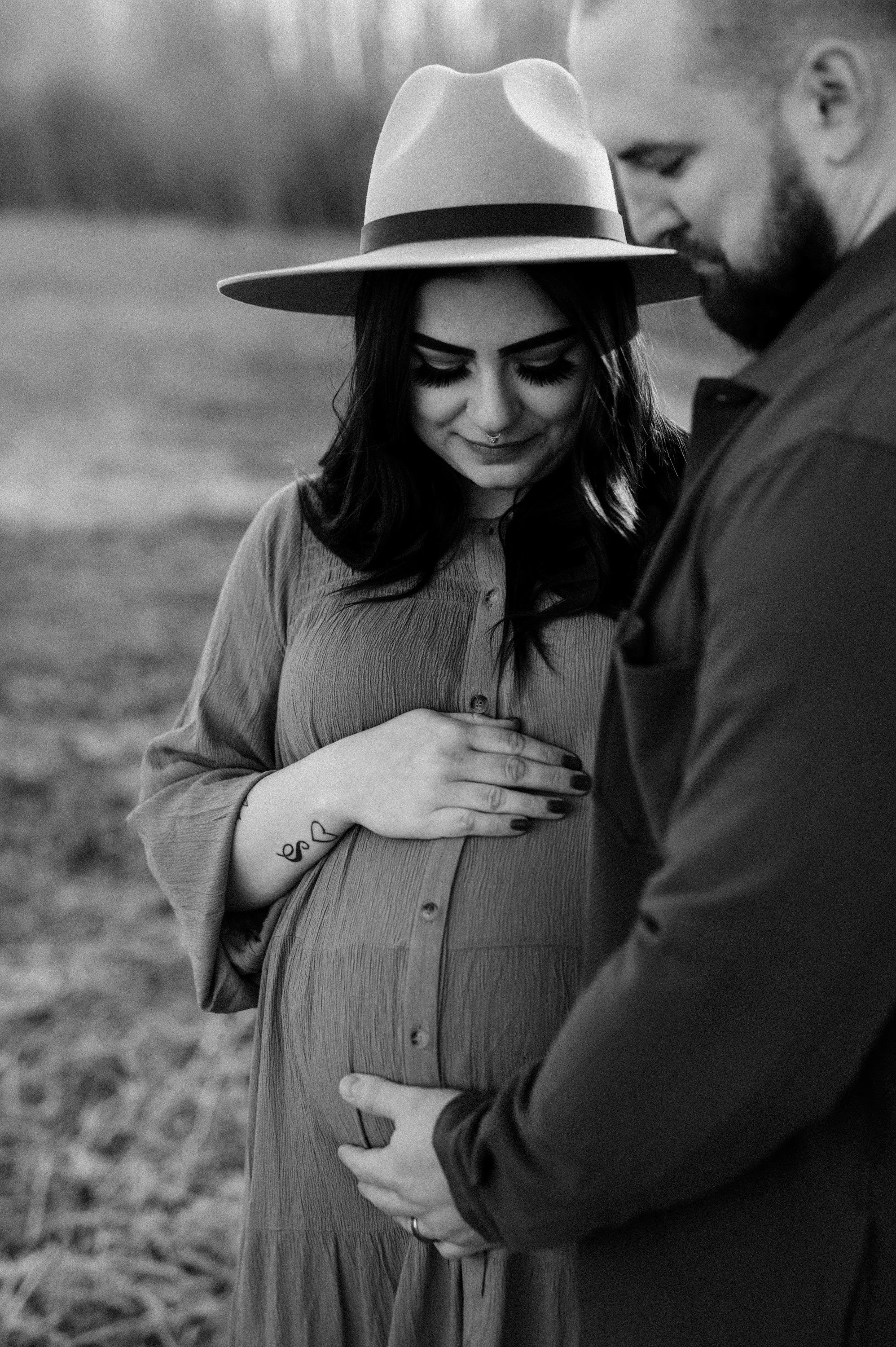 B+S_MATERNITY_KFP'22_5.jpg