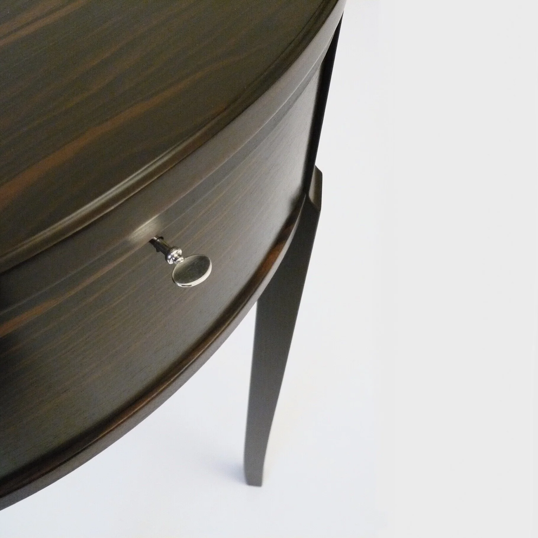 oval bed side tables detail
