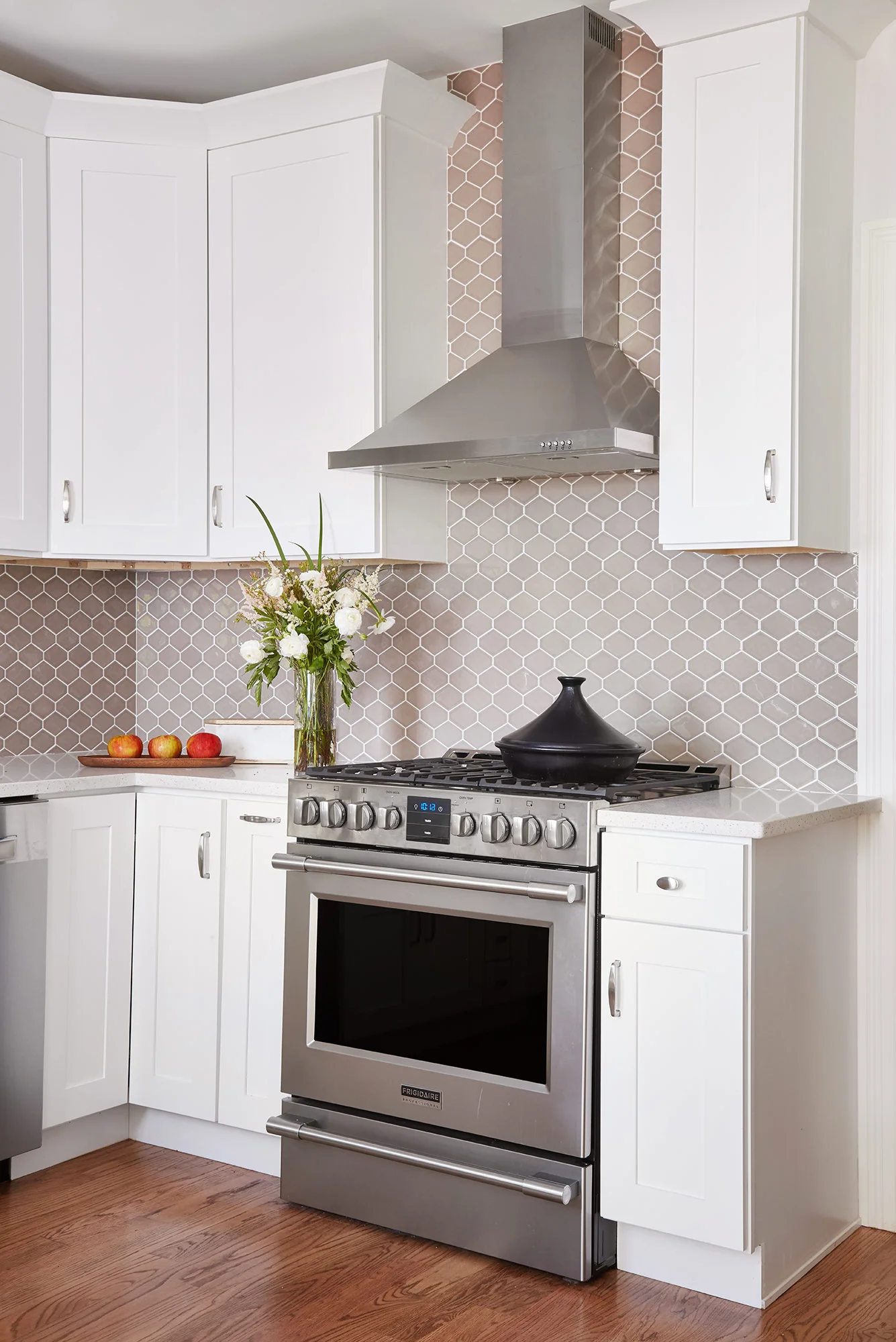 Kitchen- Interior Design by Paula Interiors