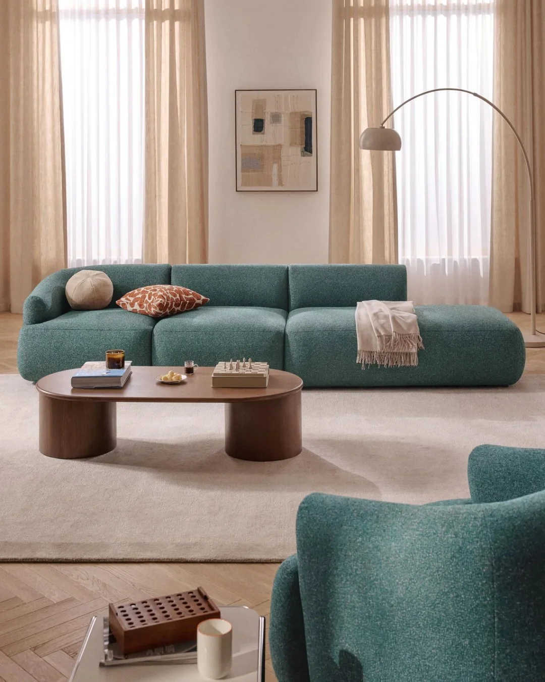 Finding the perfect cozy sofa is a mission. @westing has this multi-sided sofa with luxe upholstery and welcoming curves. Your living room, upgraded. 

#minimalism #interiordesign #homedecor #greendesign #greeninteriordesign #maximalism #inspiration 