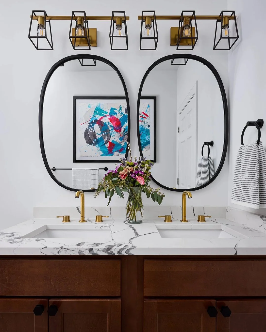 Well-designed cabinets keep everything in its place while maintaining a clean, calm, and beautiful look. It&rsquo;s the kind of organization that feels effortless, but makes everyday routines so much easier. 

#ModernInteriorDesign #ContemporaryInter